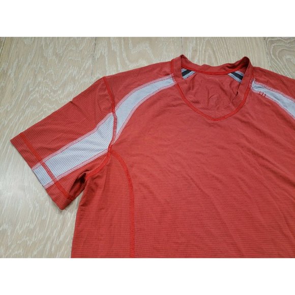 Lululemon Large Gym T Shirt Performance Vent Mesh Panels Stretch Rust Color - Picture 4 of 7